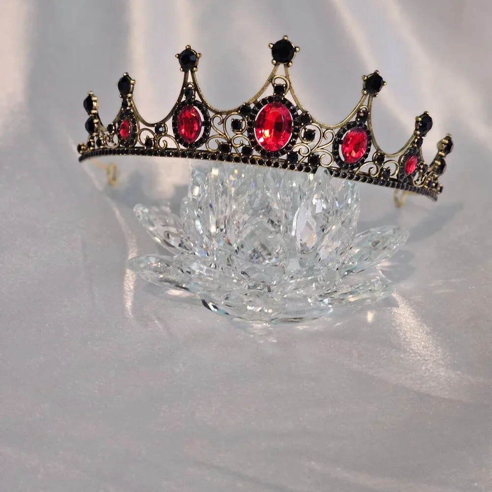 Medieval Rhinestone Tiara - Picture 1 of 2